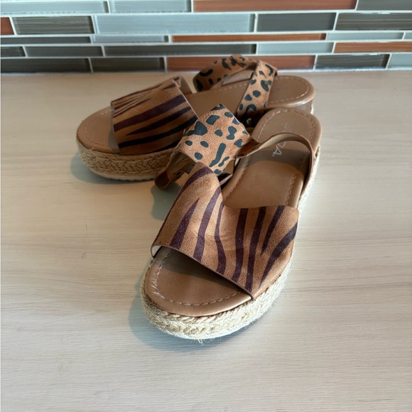 Soda Shoes - Women’s Soda Platform Sandals